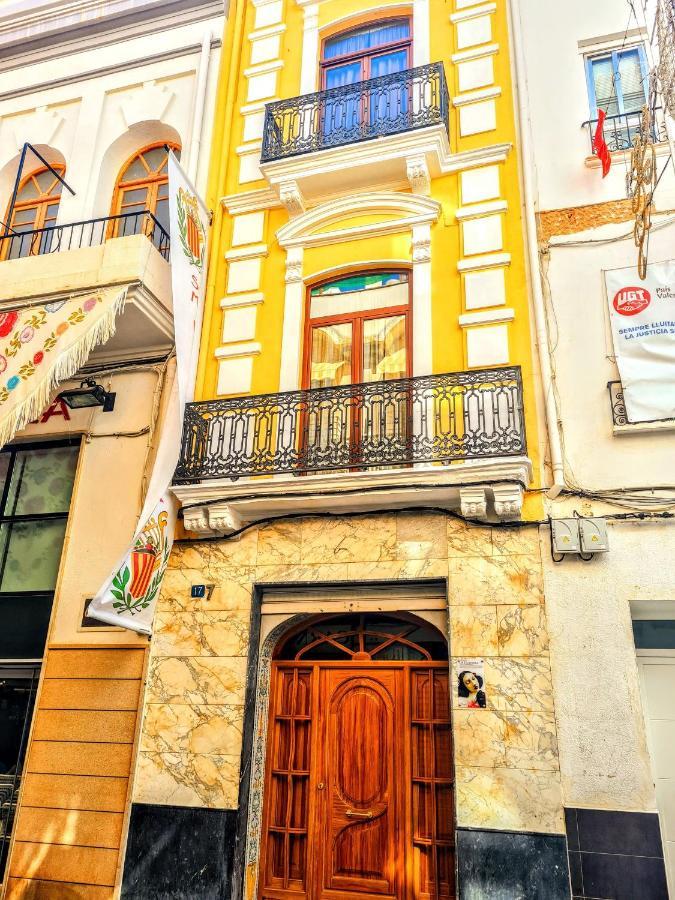 Aparthotel La Traviata - Buñol Exterior foto