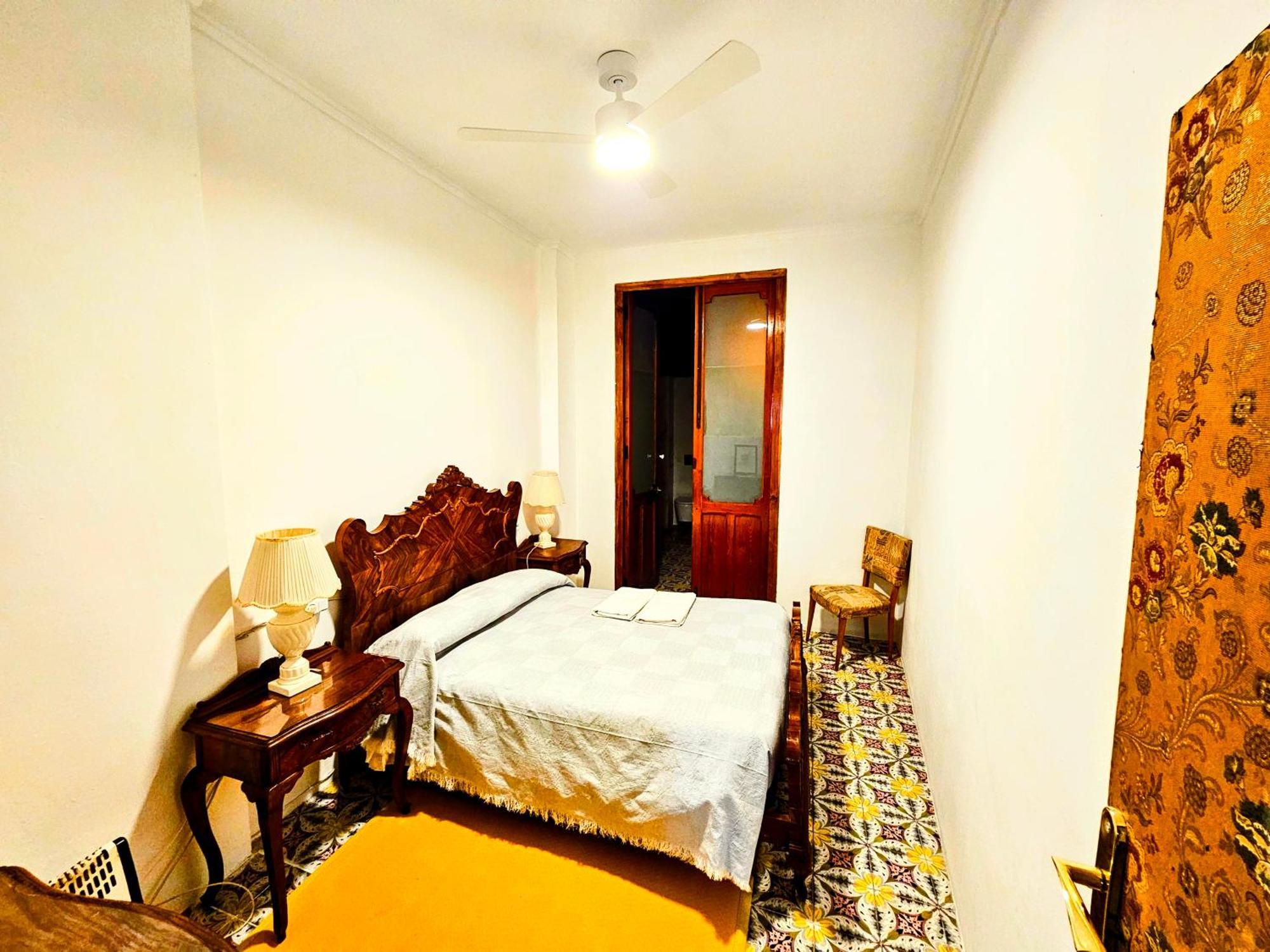 Aparthotel La Traviata - Buñol Zimmer foto
